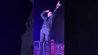 NKOTB Cruise 22 Lito Deck Party &ldquo;Blockhead Love&rdquo; dancing to I got a feeling on the stage