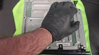 Cleaning a Xbox 360 S