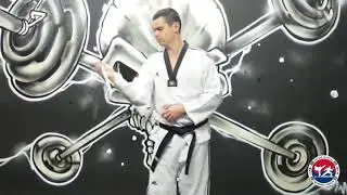 felipetkd brincando com nunchaku