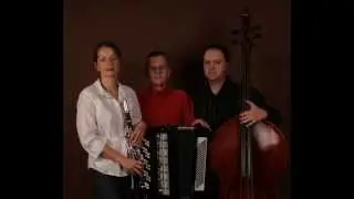 Di Galitzyaner Klezmorim - Hasidic (Nokh Amol)