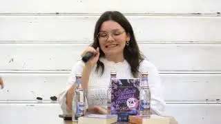 &Icirc;nt&acirc;lnire cu Morgane Moncomble. Moderatoare: Laura Vladu @FestivalYA2025