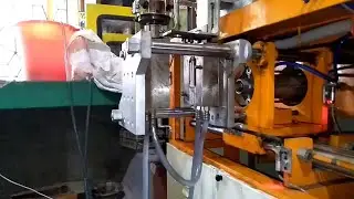 500ML HDPE PLASTIC BOTTLE MAKING MACHINE || PLASTIC BLOW MOULDING MACHINE