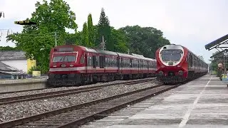 DEMU Vs DEMU || Look like Bullet Train || Crossing of UP & DOWN Siliguri-Bongaigaon DEMU Train