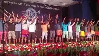 Epic Funny Theme Dance by Team MINI MILITIA | Crrescendo 2016 | NITK Mallus |