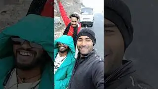 Manali today live Snowfall | Manali Heavy Snowfall | Manali solang valley Snowfall #shorts #snow