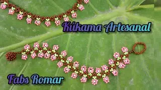 pulsera de chaquira flores pequeñas 🌸🌸🌸🌸