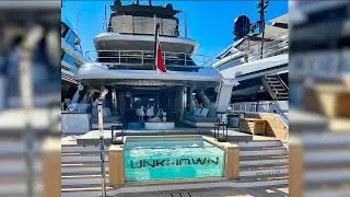 CANNES YACHTING FESTIVAL. AB, Maiora yacht sea trial