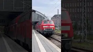 Ausfahrt 218 401 als RE 2 in L&uuml;beck Hbf #trainspotting #zug #eisenbahn #br218 #dostos #diesel