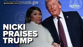 Nicki Minaj praises Donald Trump on stage