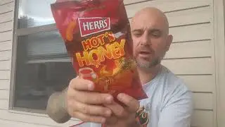 HERR'S HOT HONEY CHEESE CURLS