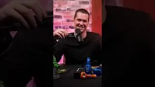 Erick Khan Takes a Gram Dab 😳
