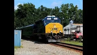 CSX W003-15 through the curve at Weems Rd.