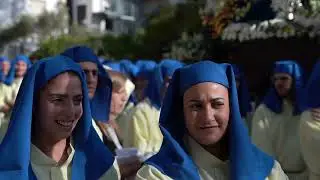Nuestra Purísima Madre del Buen Camino, Gamarra. Salida del trono del colegio Gamarra