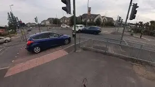 Crash caught on Camera, Red light jumper causes collision with LV17KTJ