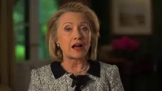 Hillary Clinton Accepts Human Rights Award