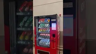 Water bottle at just Rs10 at Delhi IGI Airport | Coca-cola vending machine | Terminal 1 | cold drink