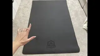 What I noticed about this yoga mat