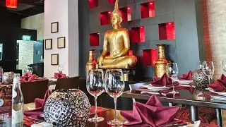 our weekend routine ,at the Royal buddha restaurant ,@Holiday inn Hotel Al Barsha /Myrna tv