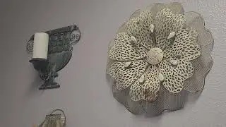 Nice Decor Inside The Bathroom / Restaurant Bathroom