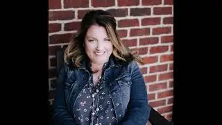 From Facebook to LinkedIn: Lessons Learned from a 30 Day Visibility Challenge