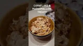 the marshmallow make them chewy and the Cornflakes make them crunchy. #shorts