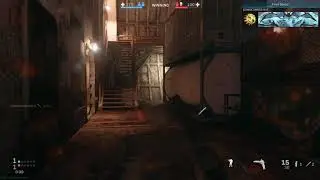 Call of Duty&reg;: Modern Warfare&reg; Cargo Gunfight Throwing Knife from a distance