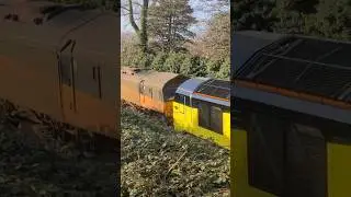CRF 66850 and 67027 just outside Salisbury