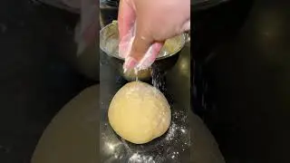 Voc&ecirc; nunca viu uma receita assim! Mini hot dog assado