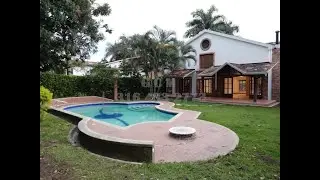 CASA CAMPESTRE, EN UNIDAD CERRADA – AUTOPISTA PIEDECUESTA.  AREA CONSTRUIDA 260 METROS. (COMPLETO)