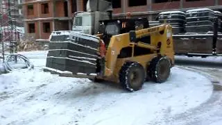 Мини-погрузчик Forway WS85 c паллетными вилами