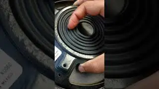 2015 Mazda 3 GT-M Bose speaker rattle