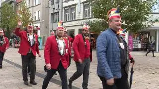 Die Freiwillige Feuerwehr Fulda Bernhards auf dem Er&ouml;ffnungsumzug des Walk of Foaset