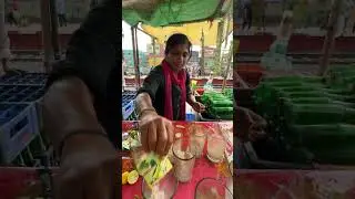 Bhawani Aunty's Fizzy Lemon Soda in Kolkata Station | Indian Street food