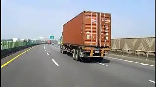 Idiot Funny Crazy Man car crash  failed  #47 2017