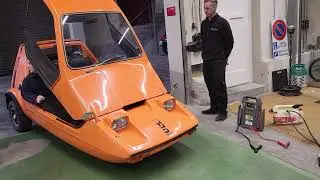 Bond Bug Test Drive (Reliant Threewheeler) with drive by