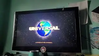 Despicable Me Opening Title Commentary with Directors Chris Renaud & Pierre Coffin Featuring the Min