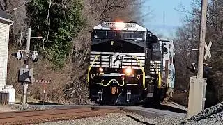 NS 4957 Freah Paint Leads NS 4803 on NS 13R Passing Through in Boyce VA Friendly Crew)