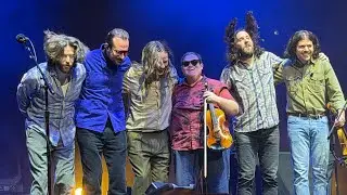 Billy Strings &ldquo;I&rsquo;m Going Back To Old Kentucky&rdquo; w/ Michael Cleveland 12/6/25 Louisville Ky Yum Center