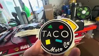 Некоторые запчасти от Майка из Taco Moto Co.: направляющая тормозного троса Rally, фильтр FWF Fun...