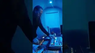 Acid liveset recorded afternoon 25 november 2025