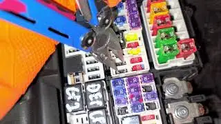 2017 Ford Mustang Horn Fuse & Relay