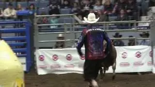 Daryl Thiessen gets an 86 the 2013 CCA Finals Bull Fight