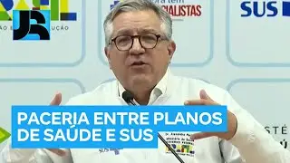 Ministério da Saúde oficializa parceria com planos de saúde para diminuir fila de espera no SUS