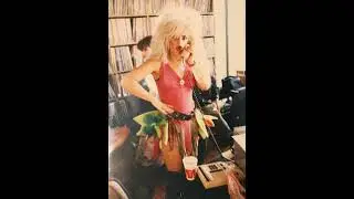 Nina Hagen - Divine Love Romance