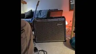 The best Reverb and Tremolo you've ever heard! (Gibson Vanguard Guitar Amp 1963 GA-77 RVT )