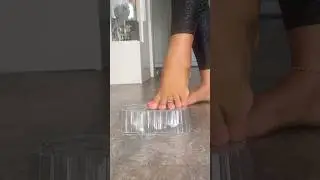 Barefoot crushing sound ASMR #happyfeet #crush