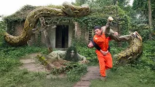 100-year-old Woman Transforms Into GIANT Snake Monster In Abandoned House &mdash; NIGHTMARE INSIDE !