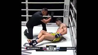 IN YOUR FACE 😵 17-year-old Detchawalit debuts with an epic first-round KO!