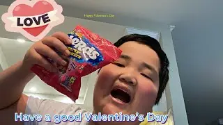Opening my Valentines gift that I got from school ￼