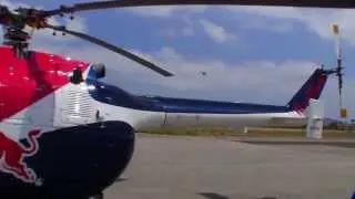 Red Bull BO 105 CB 130 X BNF von BLADE: 9706310
